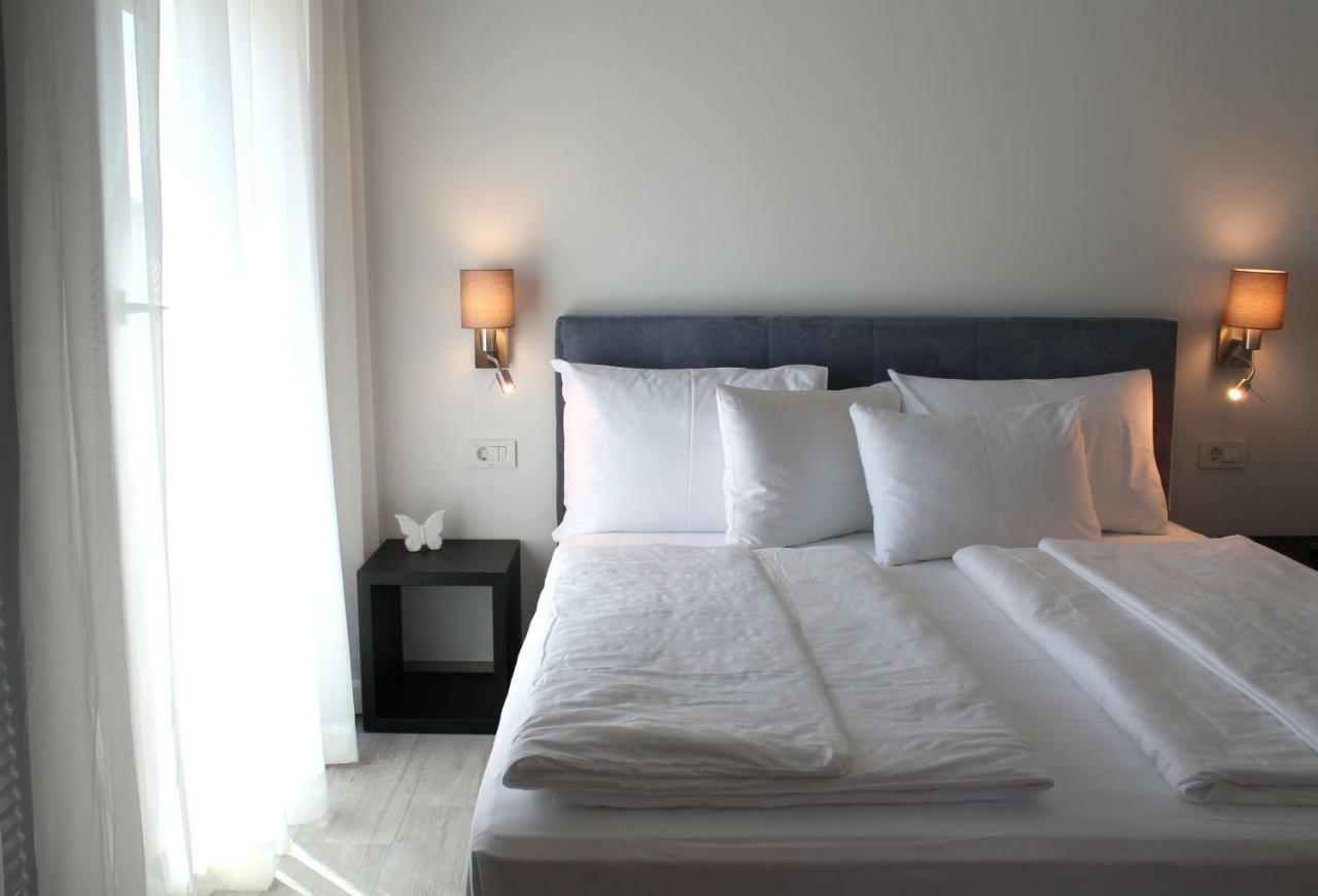 Bed and Breakfast Pansion Leggero Krk Town Exterior foto
